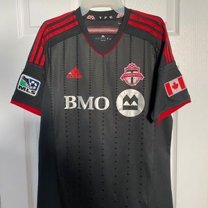 Men’s Large TFC jersey